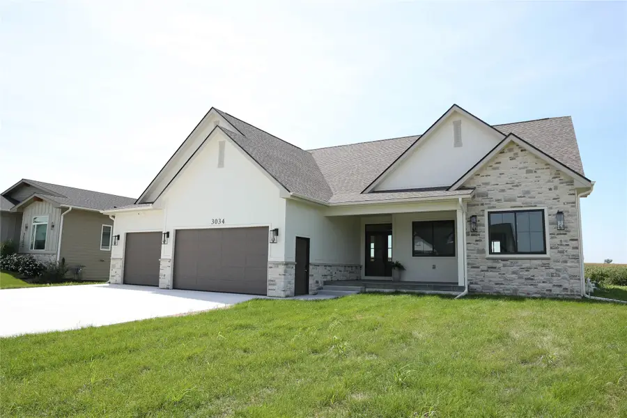 3034 NW Beechwood Drive, Grimes, IA 50111 - Image #2