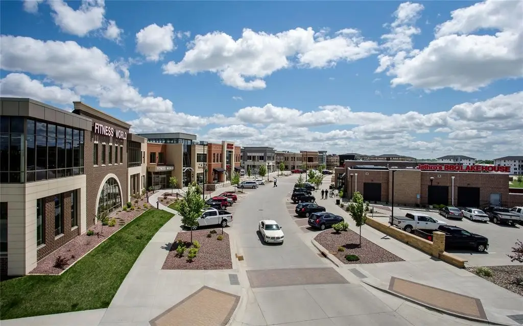 302 SW 18th Street, Ankeny, IA 50023 - Image #1