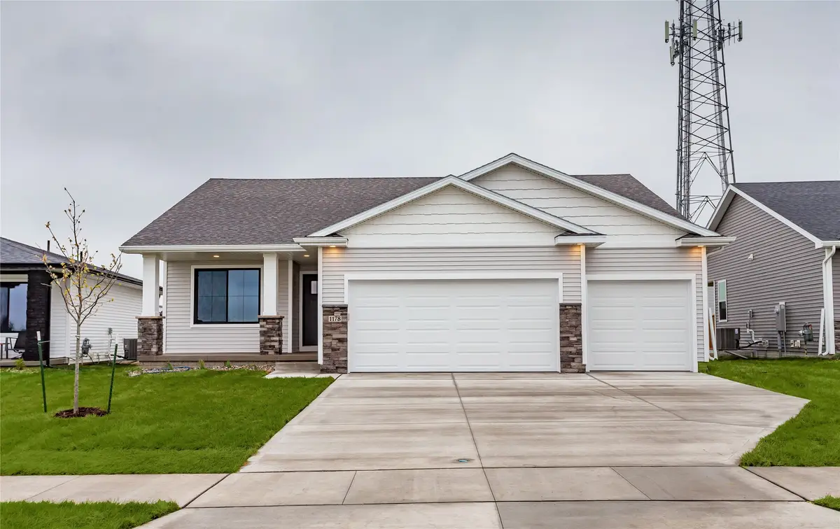 1178 NW Petersen Drive, Waukee, IA 50263 - Image #1