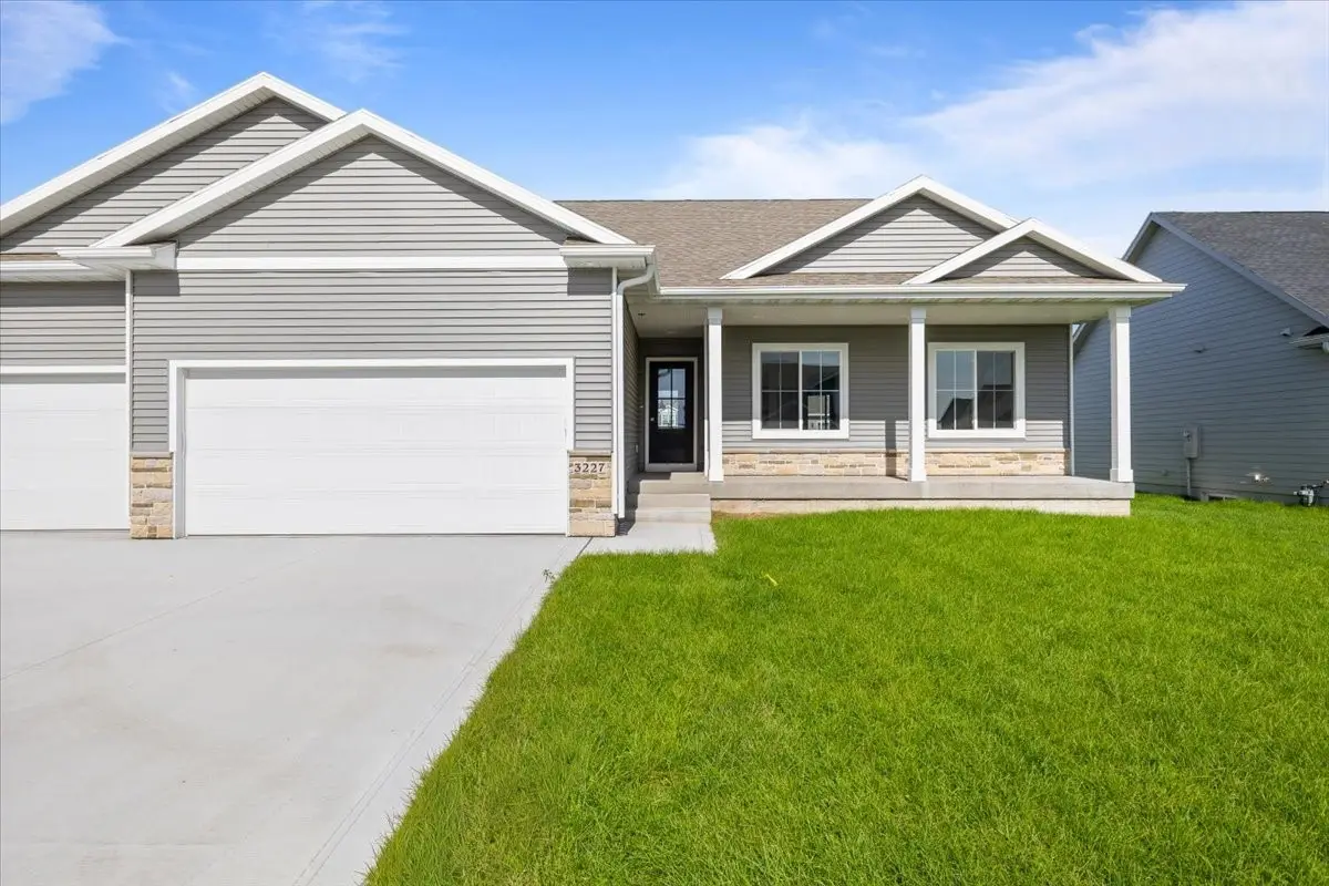 3227 NW 27th Circle, Ankeny, IA 50023 - Image #1