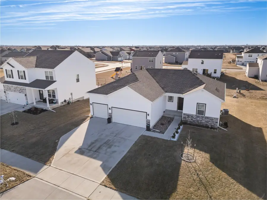 2511 NW 44th Street, Ankeny, IA 50023 - Image #2