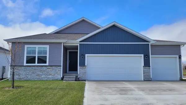 2406 Butler Drive, Adel, IA 50003