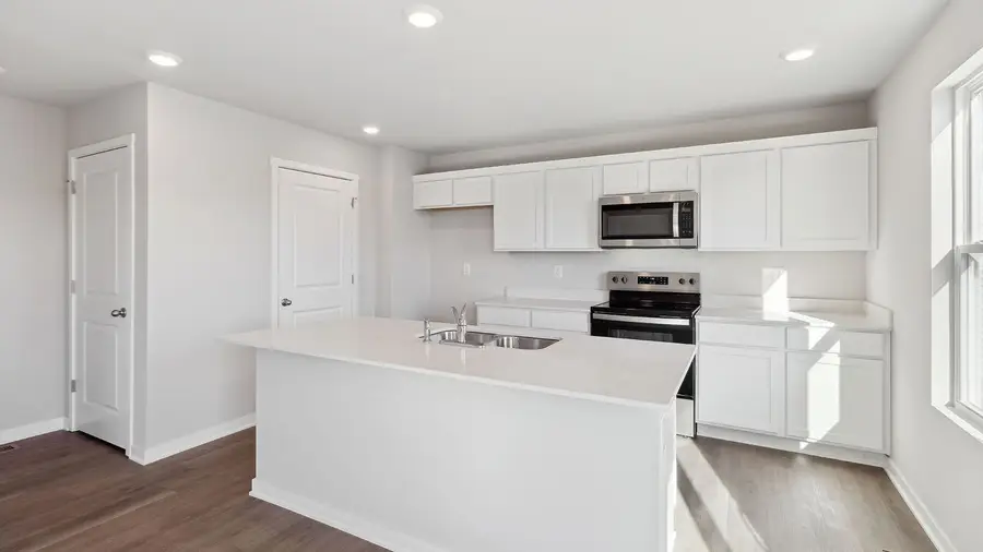 2406 Chan Drive, Adel, IA 50003 - Image #3