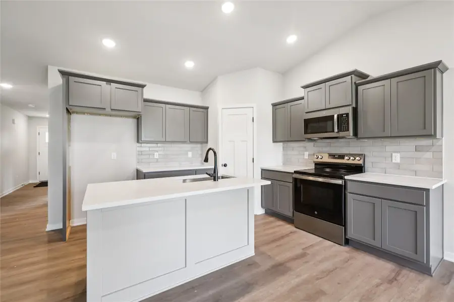 3423 5th Avenue Se, Altoona, IA 50009 - Image #2