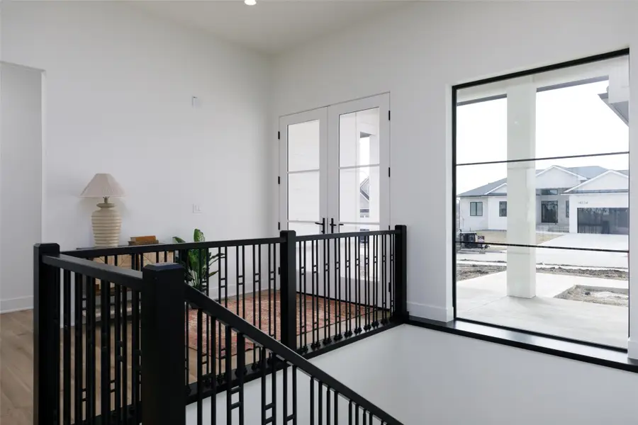 18239 Alderleaf Drive, Clive, IA 50325 - Image #2