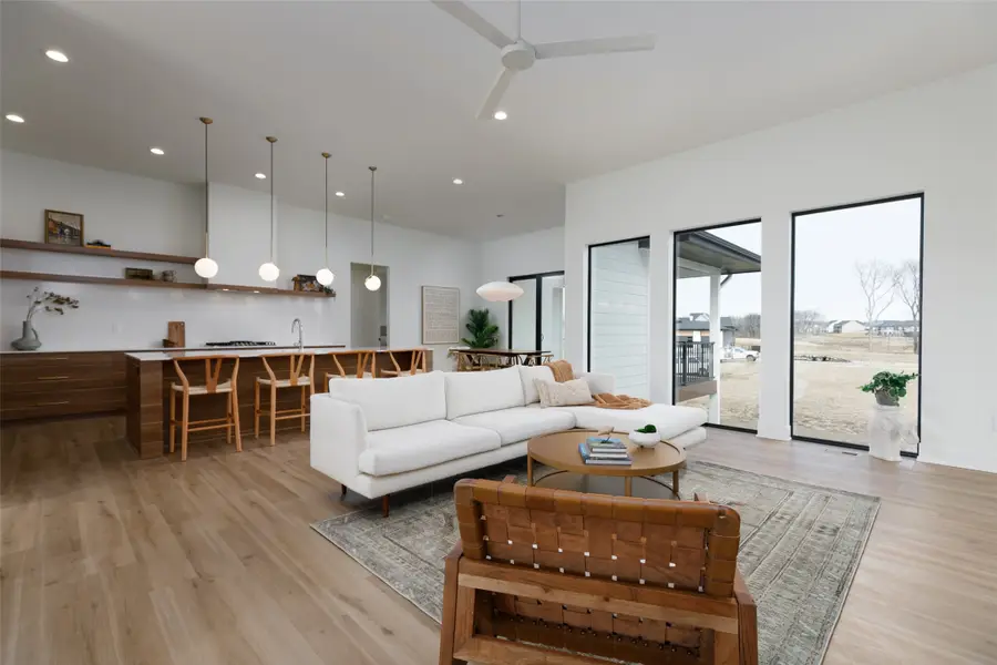 18239 Alderleaf Drive, Clive, IA 50325 - Image #3