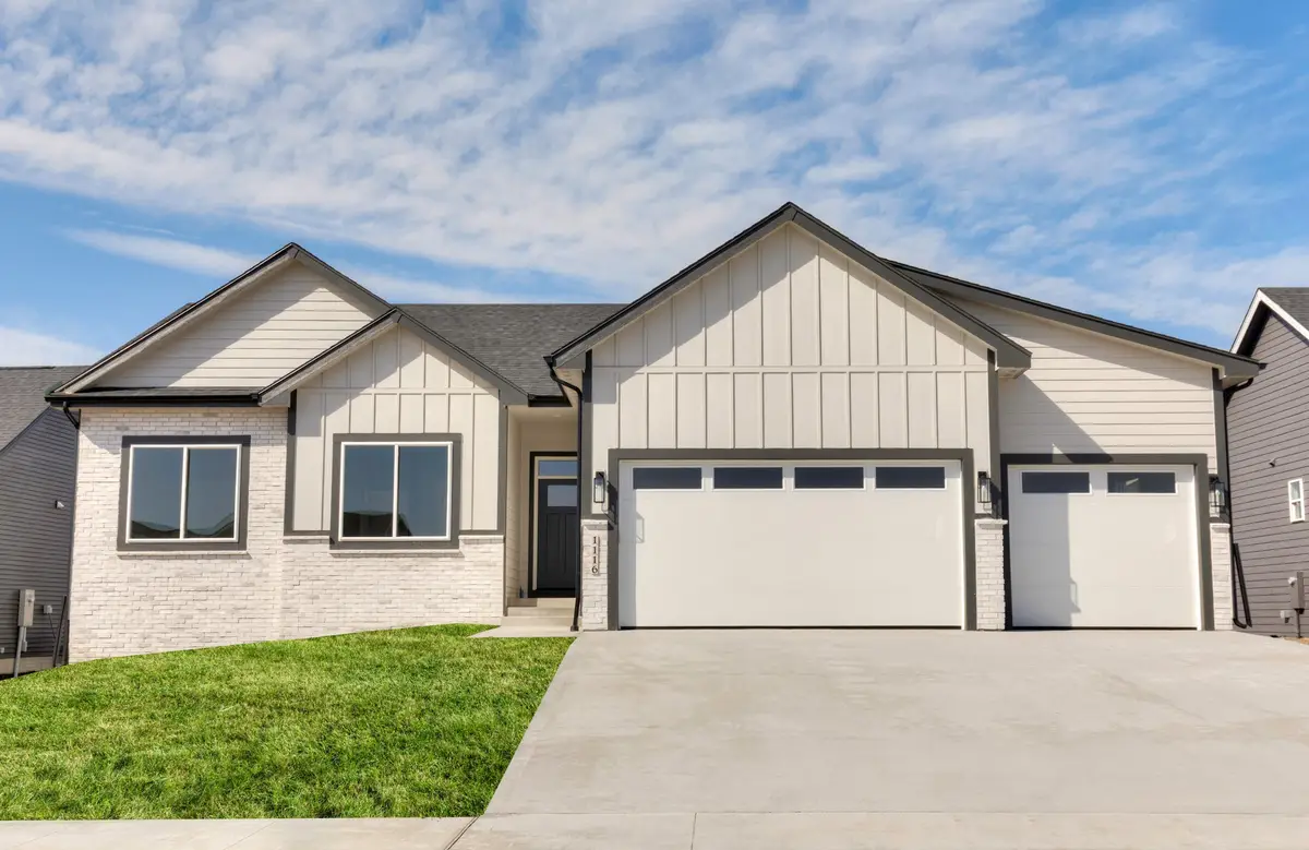 1116 NE Meadow Crossing Drive, Ankeny, IA 50021 - Image #1
