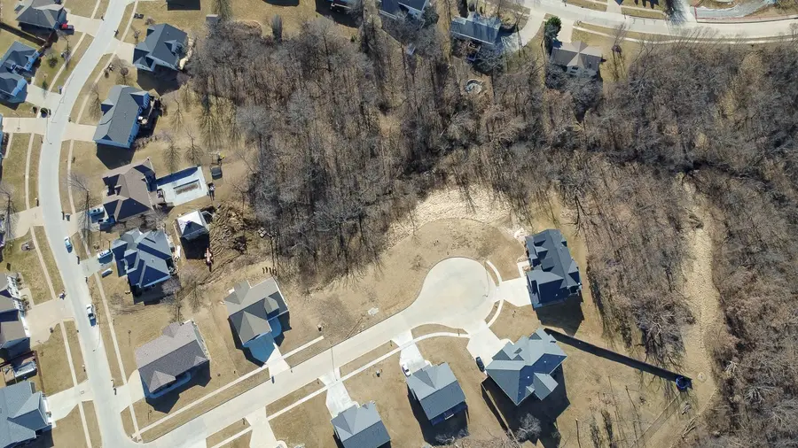 1413 Deer Run Drive, Knoxville, IA 50138 - Image #3