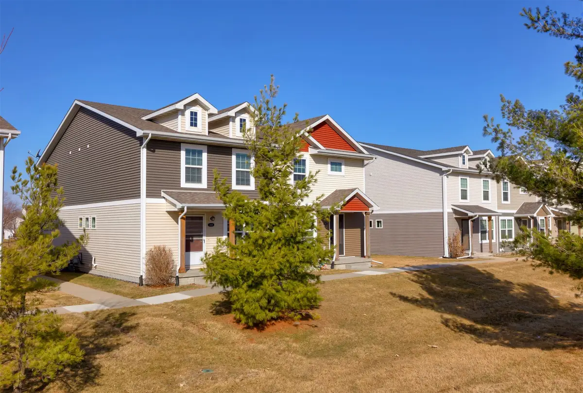 5827 Marble Circle, Johnston, IA 50131 - Image #1