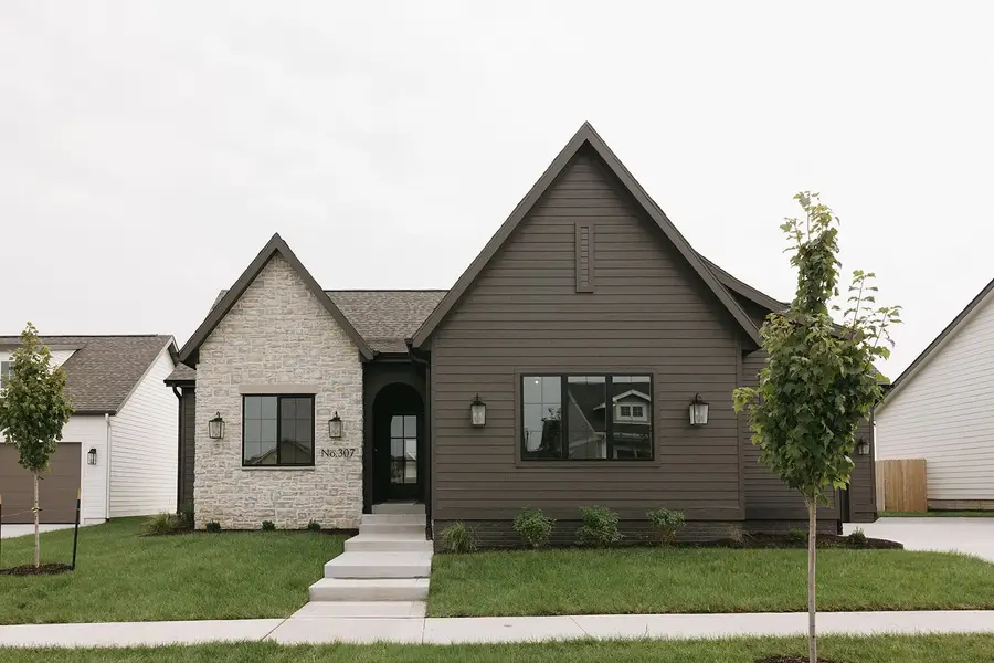 307 SW 17th Street, Ankeny, IA 50023 - Image #2