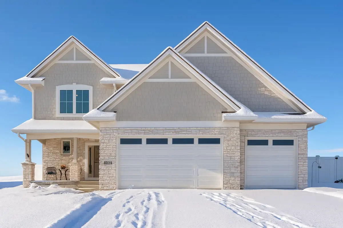 6121 NE Sherman Drive, Ankeny, IA 50021 - Image #1