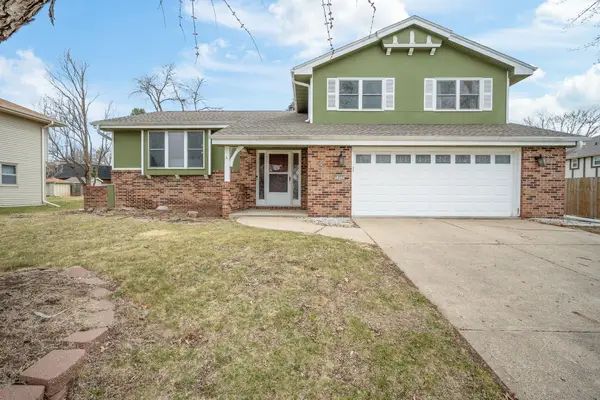 1035 Belle Mar Drive, West Des Moines, IA 50266