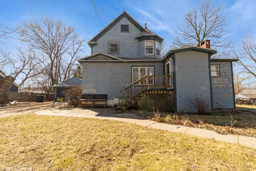 820 C Avenue, Nevada, IA 50201 - Image #2