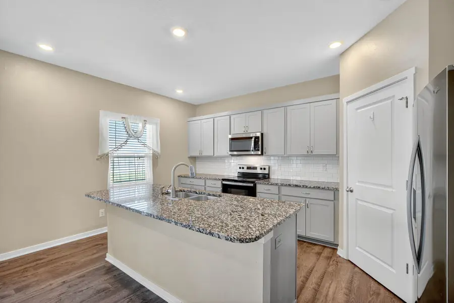 5506 145th Street, Urbandale, IA 50323 - Image #2