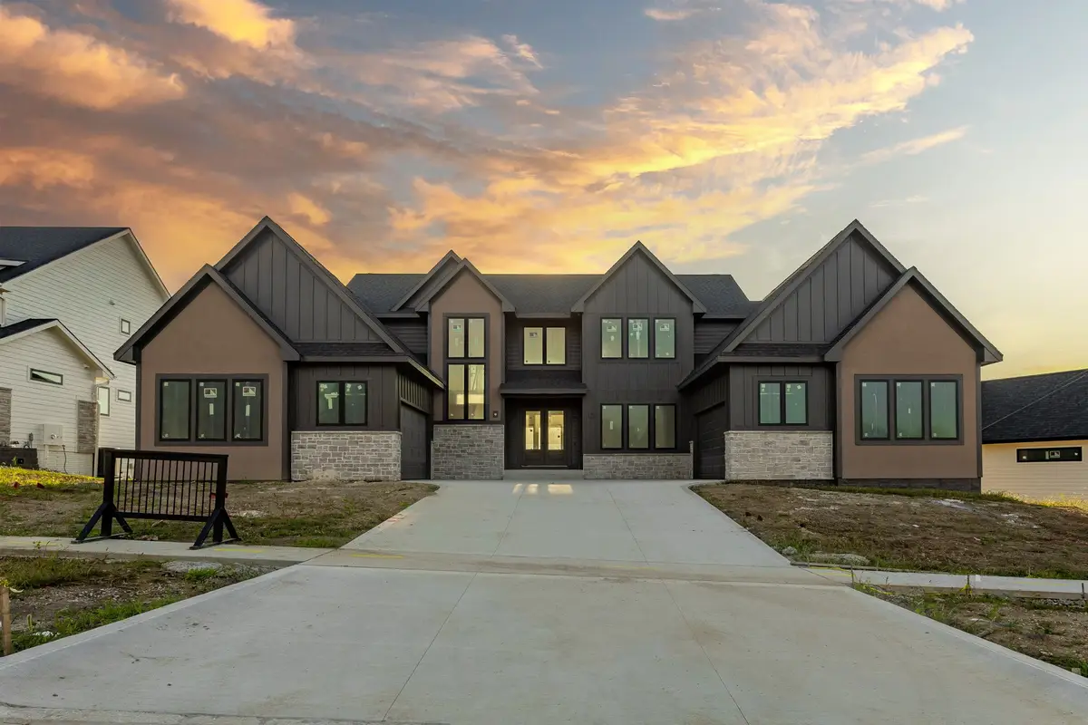 749 S 95th Street, West Des Moines, IA 50266 - Image #1