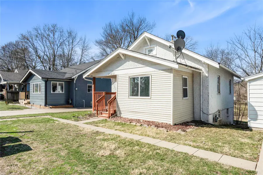 2720 Glover Avenue, Des Moines, IA 50315 - Image #2