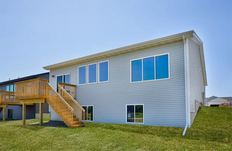 1139 NW Petersen Drive, Waukee, IA 50263 - Image #2