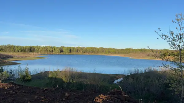 1914 Windfall Avenue, Charles City, IA 50616