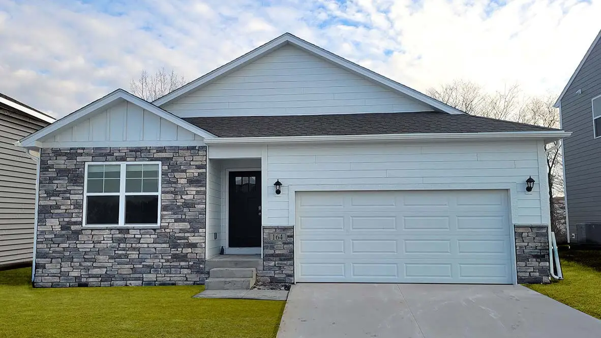 2810 Brook View Drive, Des Moines, IA 50317 - #1