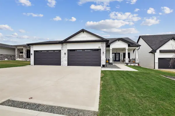 875 Roman Road, Waukee, IA 50263