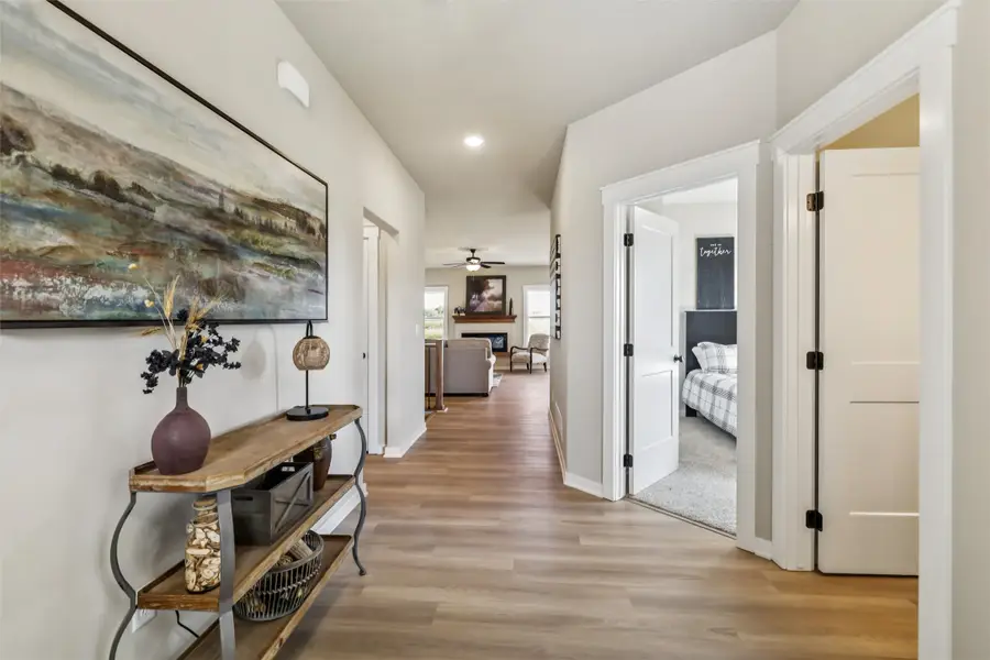 657 SE Hollow Court, West Des Moines, IA 50265 - Image #2