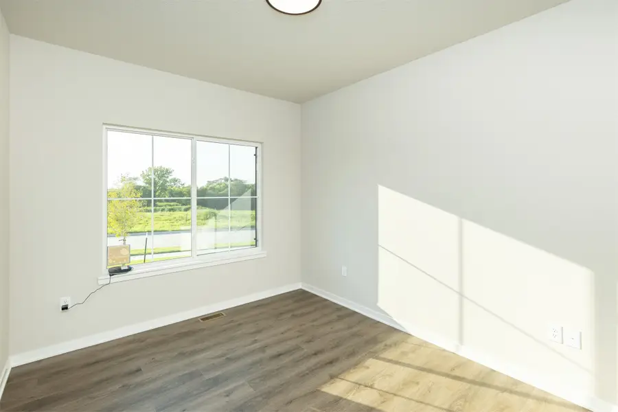 5551 167th Street, Urbandale, IA 50323 - Image #3