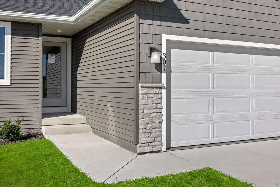 307 N 19th Street, Indianola, IA 50125 - Image #3