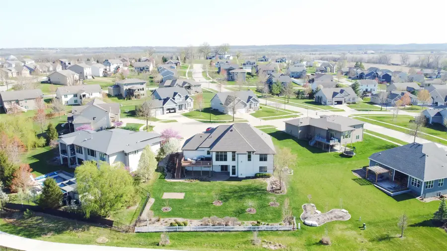 9289 Winterberry Court, West Des Moines, IA 50266 - Image #2