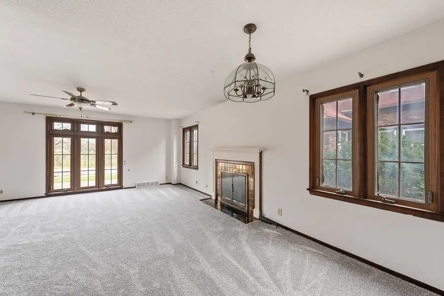 160 E Alta Vista Avenue, Ottumwa, IA 52501 - Image #3