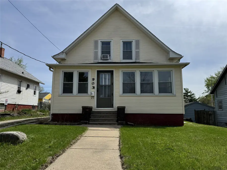 903 Morton Avenue, Des Moines, IA 50316 - Image #2