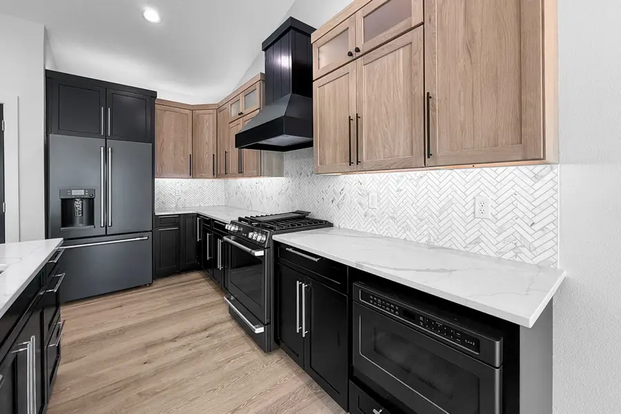 140 NW Crabtree Lane, Waukee, IA 50263 - Image #2