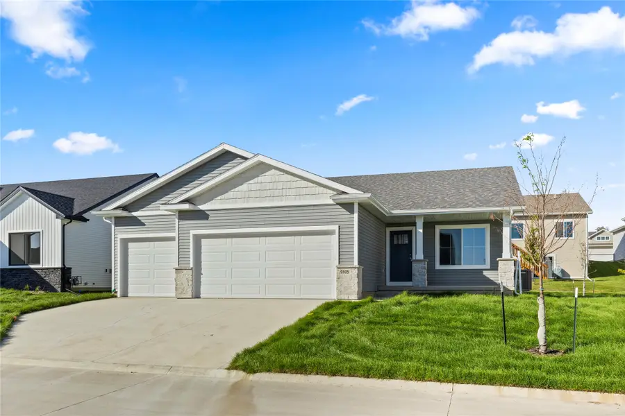 9405 Modena Lane, West Des Moines, IA 50266 - Image #2