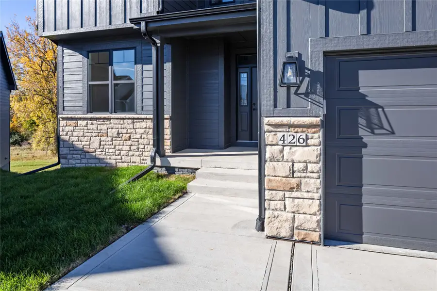 426 Stillwater Court, West Des Moines, IA 50265 - Image #3