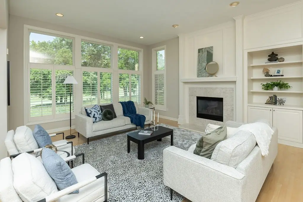 1259 Glen Oaks Drive, West Des Moines, IA 50266 - Image #1