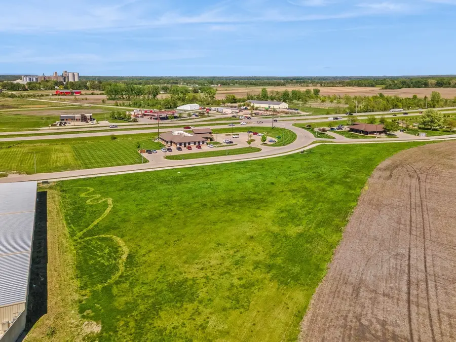 2820 Gateway Drive, Carlisle, IA 50047 - Image #3