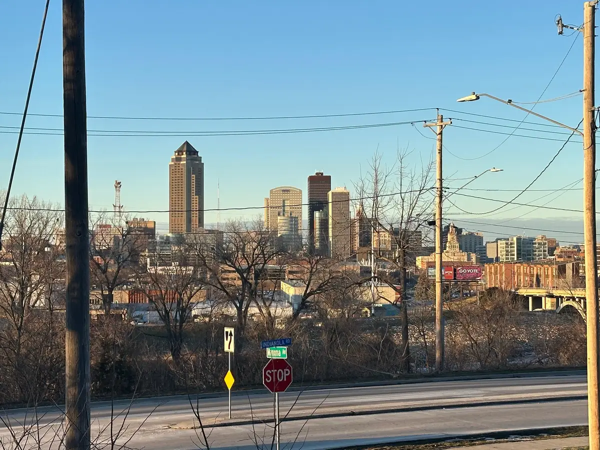 720 Monona Avenue, Des Moines, IA 50315 - Image #1