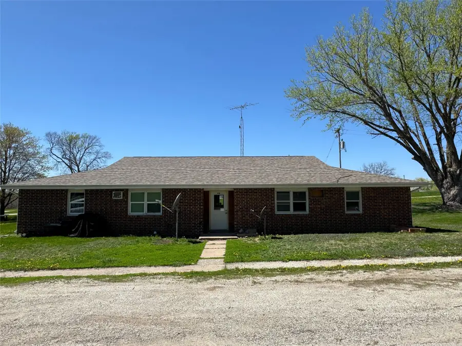 206 and 212 Nw Walnut Street, Bridgewater, IA 50837 - #3
