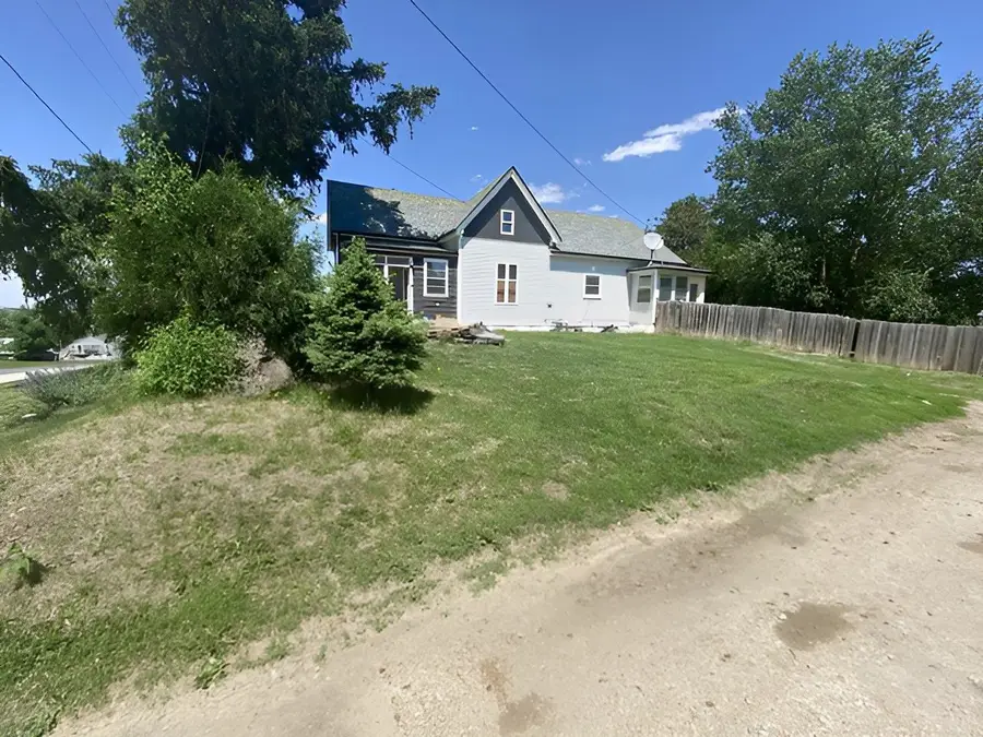 114 S Station Street, Mingo, IA 50168 - Image #2
