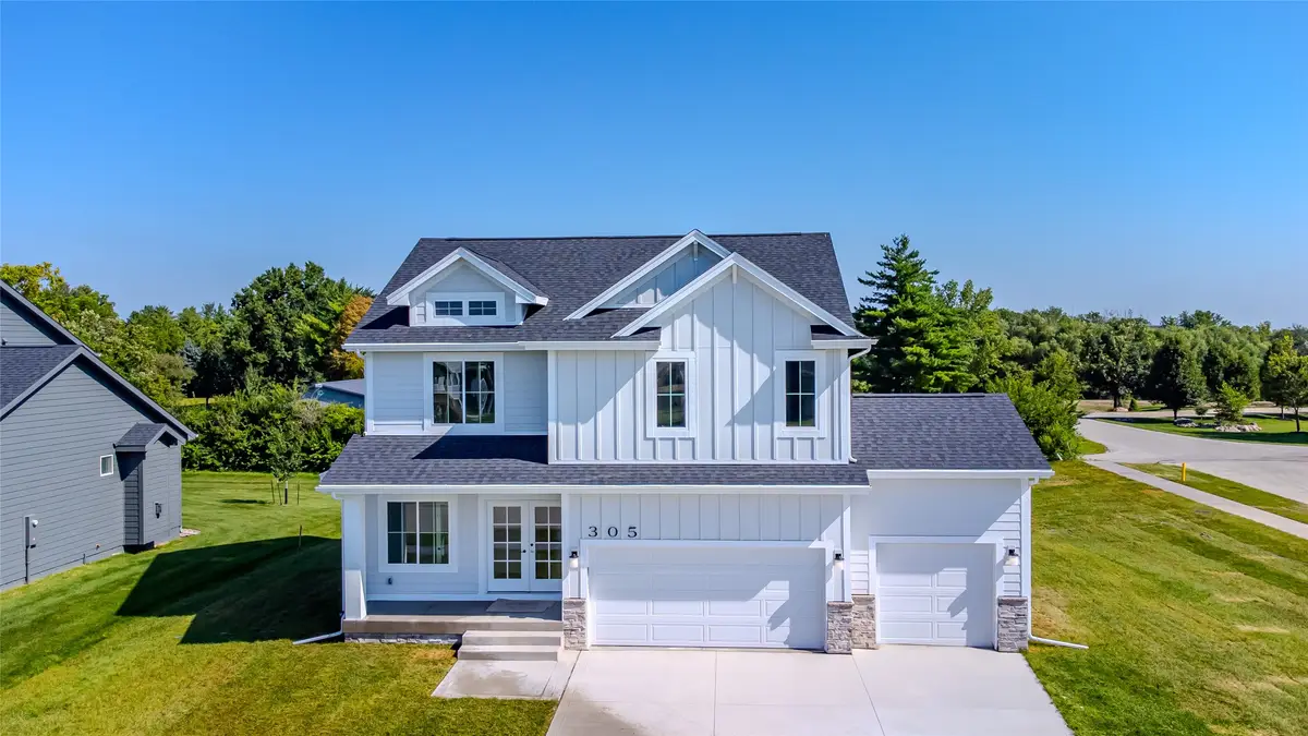 305 NW Woodmoor Drive, Waukee, IA 50263 - Image #1