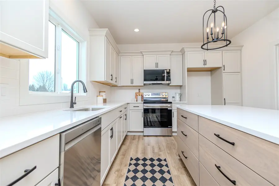 305 NW Woodmoor Drive, Waukee, IA 50263 - Image #3