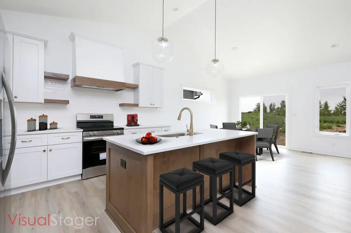 2502 NE 6th Street, Grimes, IA 50111 - Image #1