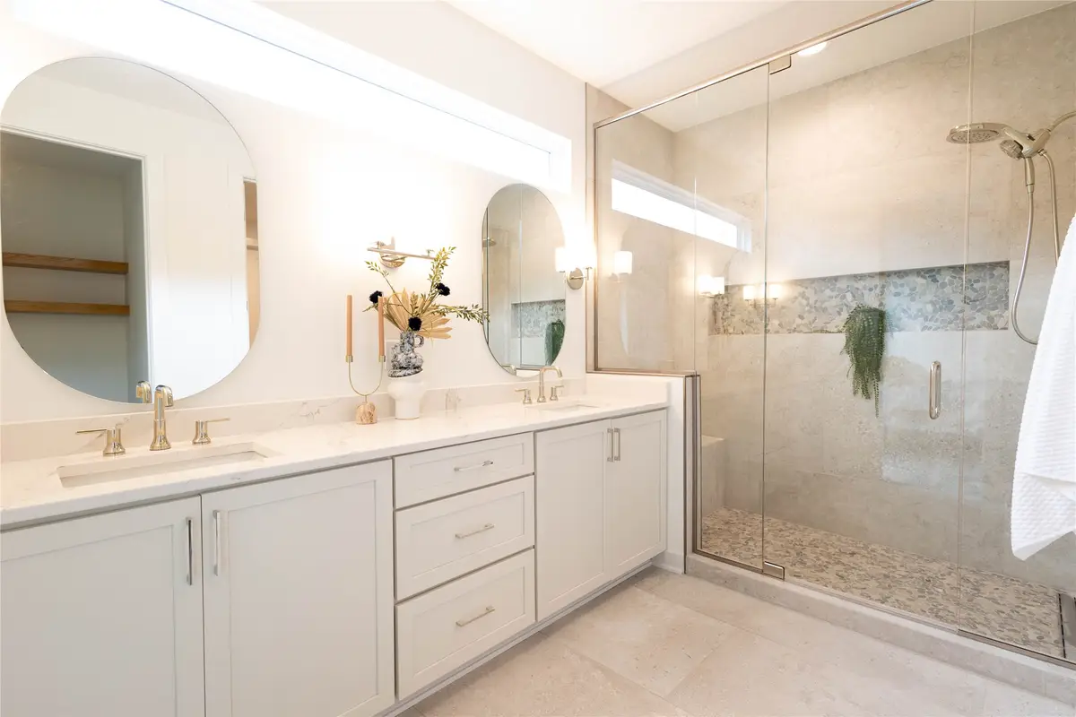 18109 Tanglewood Drive, Clive, IA 50325 - Image #1