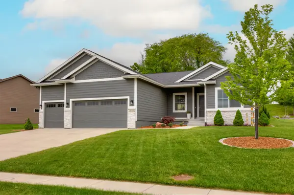 16004 Plum Drive, Urbandale, IA 50323