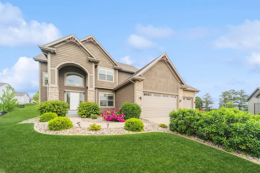 1454 S Sugar Creek Court, West Des Moines, IA 50266 - Image #2