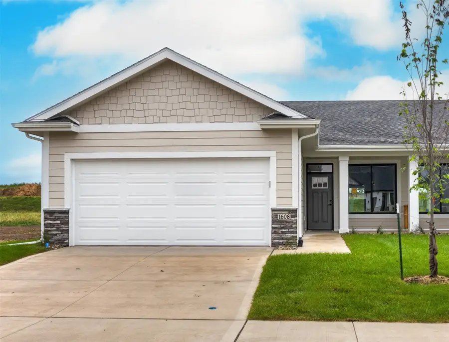 1608 Garland Avenue, Ankeny, IA 50021 - Image #2
