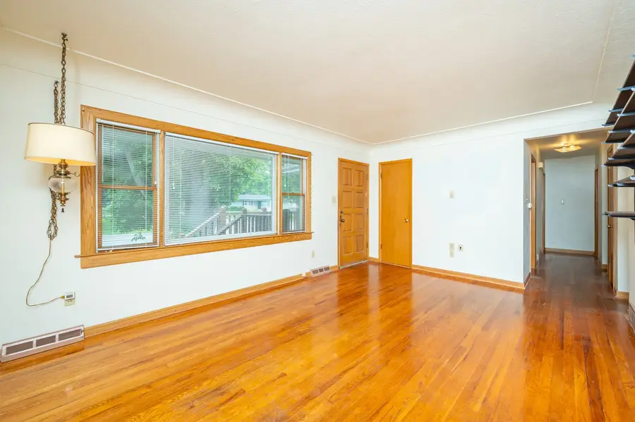 3214 Brinkwood Road, Des Moines, IA 50310 - Image #3