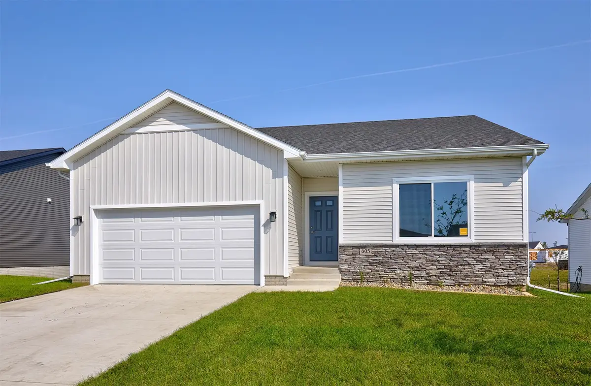 605 NW Compass Avenue, Waukee, IA 50263 - Image #1