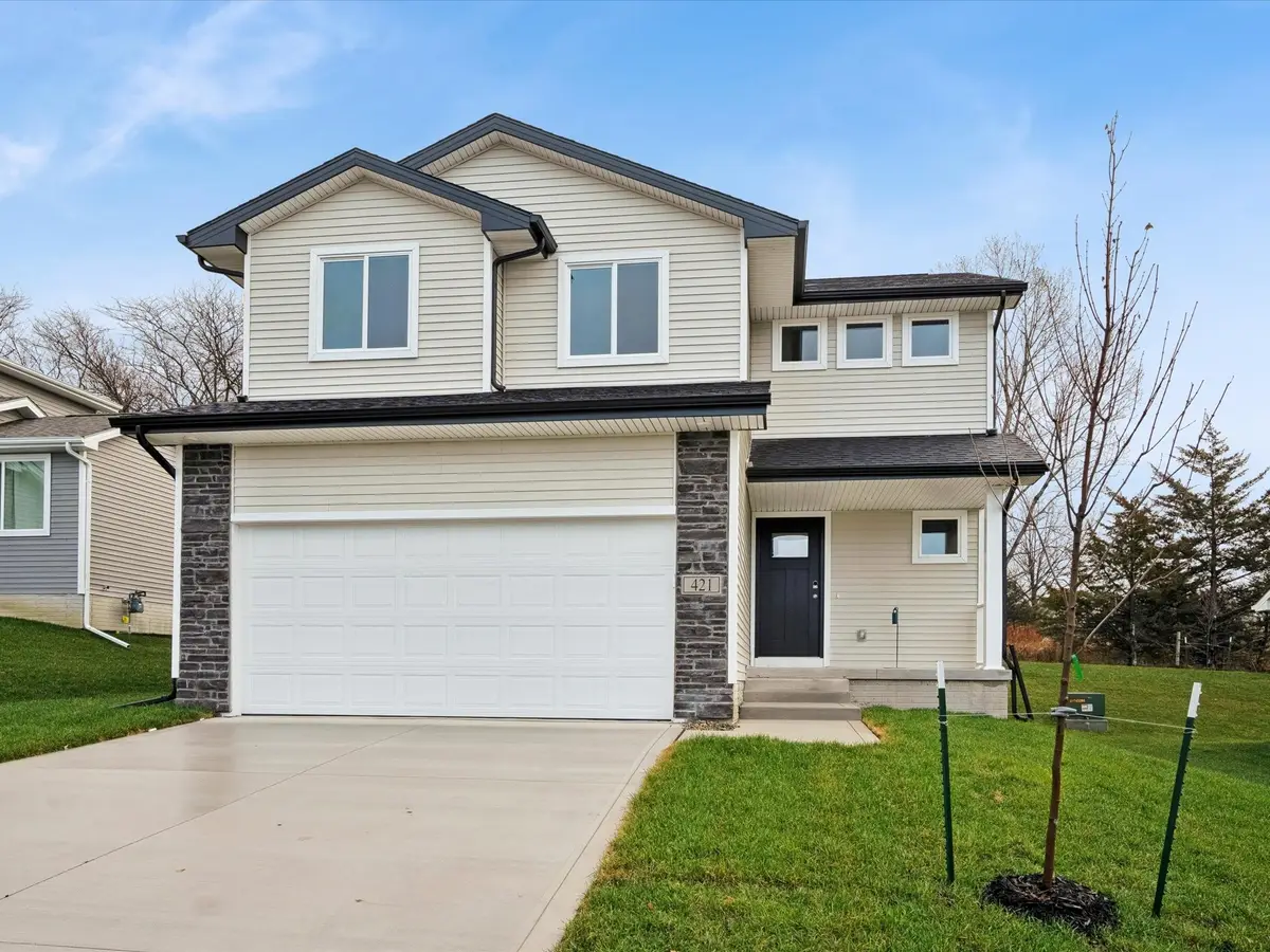 421 Napoli Avenue, West Des Moines, IA 50266 - Image #1