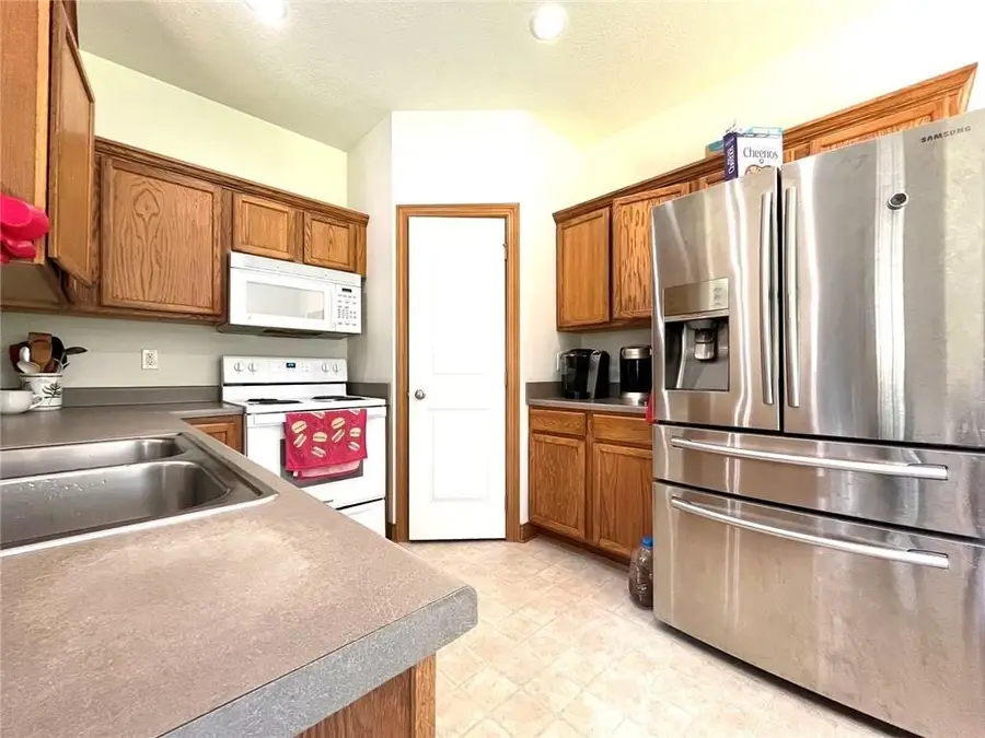 2101 4th Avenue Se, Altoona, IA 50009 - Image #2