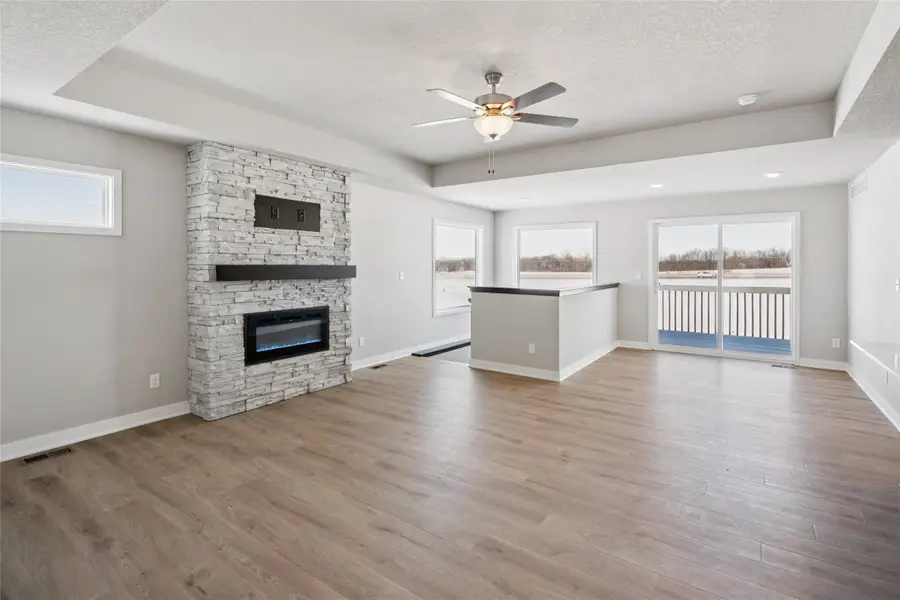 25135 Bluebird Circle, Adel, IA 50003 - Image #3